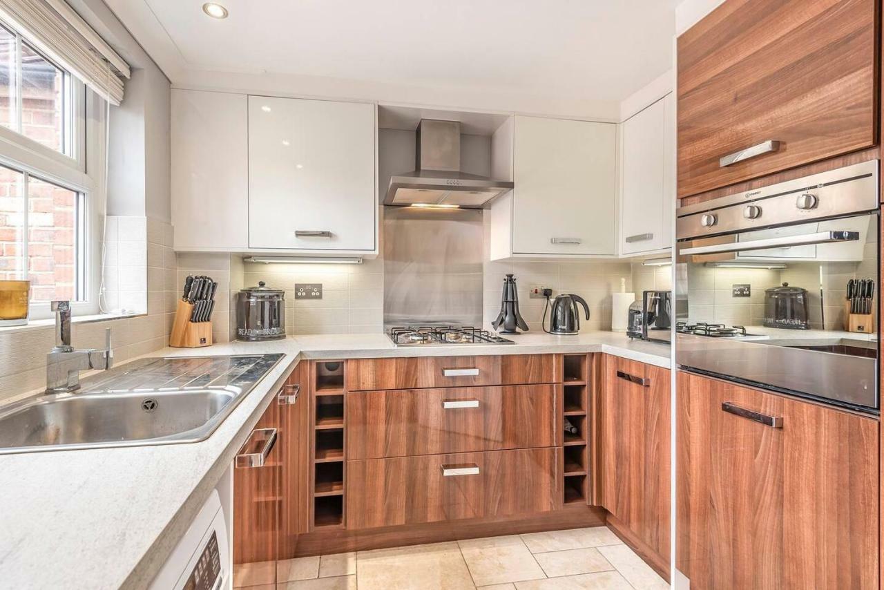 Holiday home Luxurious 2 Bed House 10 Minute Walk From Station York